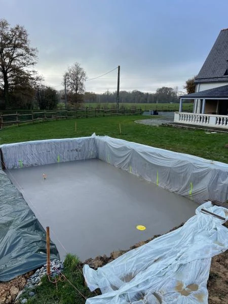 Piscine-en-cours-8X4X1.5---Mordelles--2-