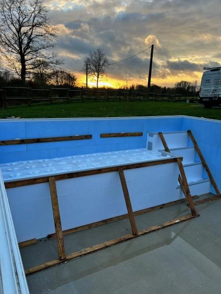 Piscine-en-cours-8X4X1.5---Mordelles--3-